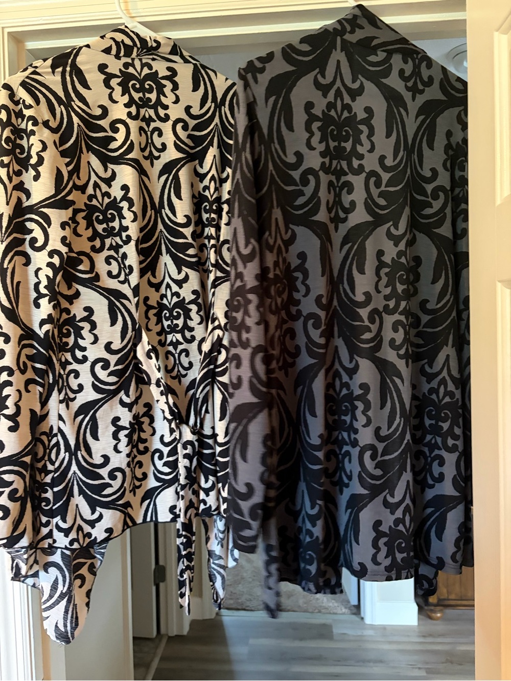 Emerald Black & Tan and Black & Grey Patterned Open-Front Cardigan - Picture 3 of 3